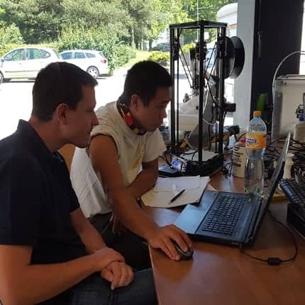 Créer vous-même une imprimant 3d : cour de base pour fabriquer ou monter une machine 